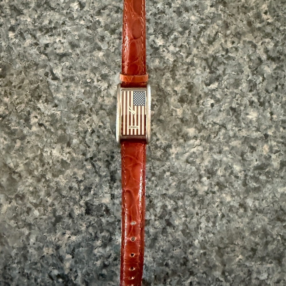 women fossil watch